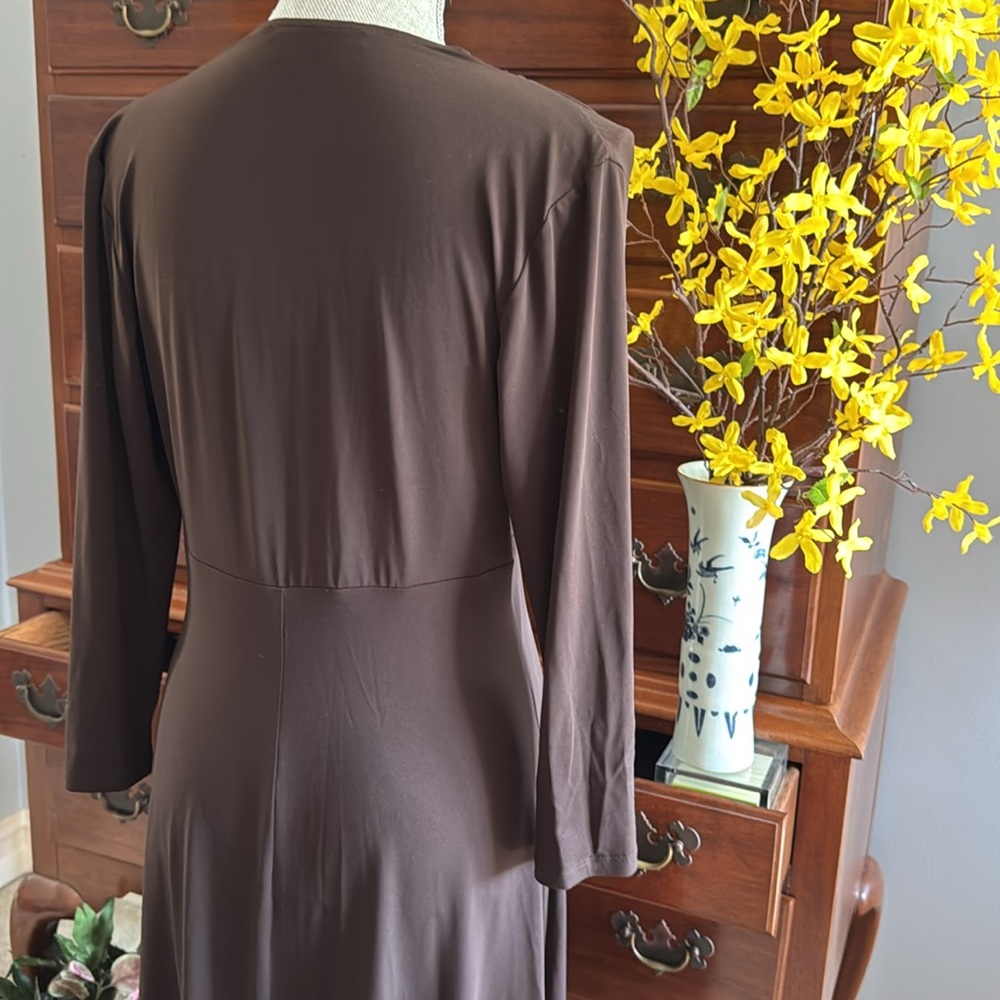 Maggy London Matte Jersey Dress Dark Brown Size 10 - Picture 8 of 9